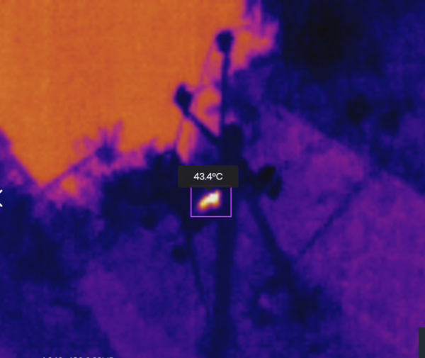 Thermal data analysis in power line inspection